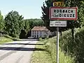 Entrée du bourg.
