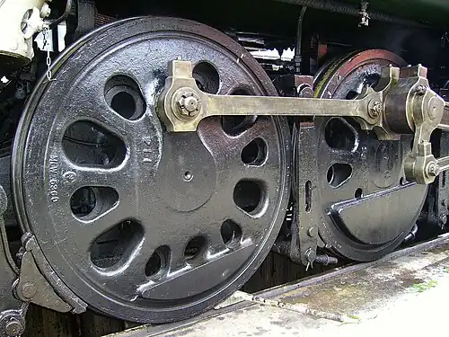 Détail des roues Boxpok de la 141 R 1199.