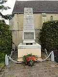 Le monument aux morts.