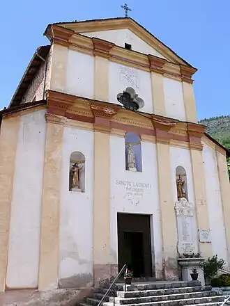 Façade de l'église Saint-Laurent.