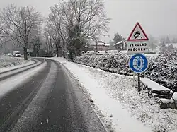 Panneau A4 chaussée glissante, panonceau verglas fréquent, et panneau B26