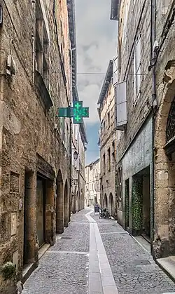 La rue Caviale.
