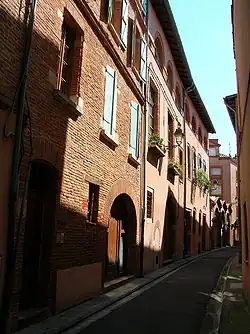 le « pavé de la cité gasconne »