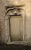 Vestiges d'une porte au no&nbsp;16