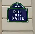 Plaque de rue de la rue de la Gaîté, photographiée en 2015.