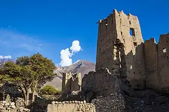 Les ruines d'une ancienne forteresse.