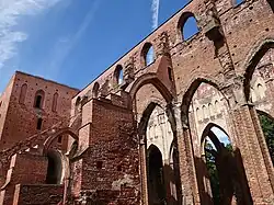 Ruines de la Cathédrale de Tartu sur le Toomemägi