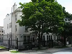Consulat général à Montréal.