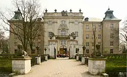 Le château de Rydzyna est reconstruit en 1700 par Pompeo Ferrari.