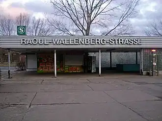 Image illustrative de l’article Gare de Berlin Raoul-Wallenberg-Straße