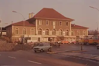 En 1977.