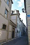 Porche d'accès à l'hôtel