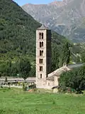 Vue vers le clocher et le chevet