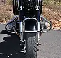 Barre de sécurité installée sur une BMW R 60/2 de 1967.