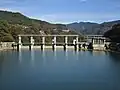 Le barrage du lac Sagami.