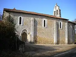 L'église Saint-Michel de Saint-Angel.