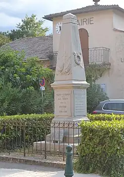 Monument aux morts.