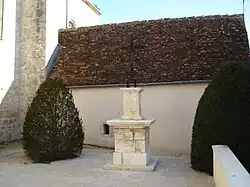 La croix en 2012.