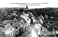 Rue du château et donjon au début du XXe&nbsp;siècle (carte postale).