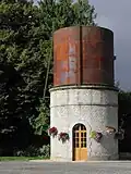 Château d'eau ferroviaire, ancienne gare de Maen-Roch