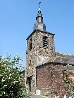 L'église paroissiale Saint-Denis.