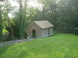 Lavoir de la source de l'Ardusson.