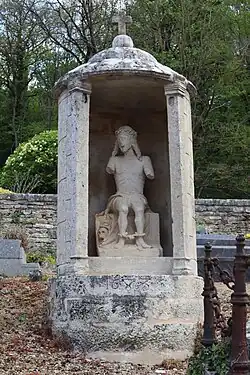 Niche-oratoire du Christ de Pitié.