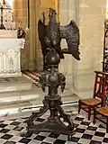 Aigle-lutrin.