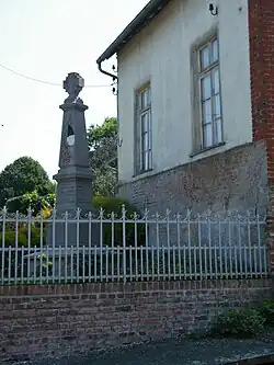 Monument aux morts.