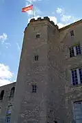 La tour vue de la cour (sept. 2011).