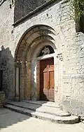 Vue du portail de l'église paroissiale.