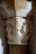 Le chapiteau du chœur.