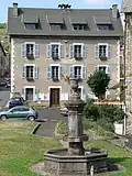 La mairie.