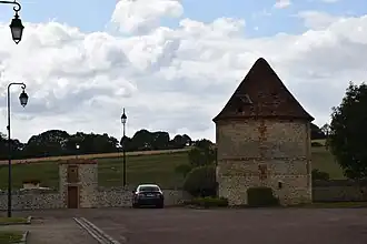 Le pigeonnier.