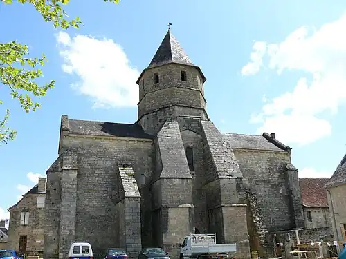 Confortement de la croisée du transept après la démolition de la nef.