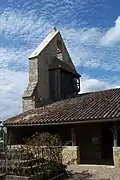 Porche et entrée de l'église, au sud (août&nbsp;2011)