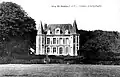 Le château de la Sauvagère au début du XXe&nbsp;siècle (carte postale).