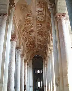 Élévation à un niveau, abbatiale de Saint-Savin-sur-Gartempe.