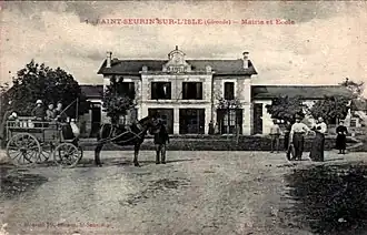 La mairie.