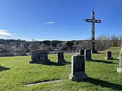 Cimetière Curé-Adélard-Lamy, rivière Batiscan, embouchure de la rivière Pierre-Paul et pont P01548 sur la route 352.