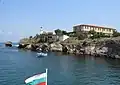 Approche  de l’île Sainte-Anastasie en bateau