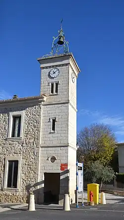 Le beffroi.
