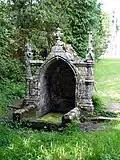 Saint-Venec : la fontaine du XVIe&nbsp;siècle.
