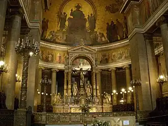Calvaire en bronze du maître-autel de l'église Saint-Vincent-de-Paul de Paris (1848).