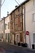 Maison à pans de bois (août 2011).