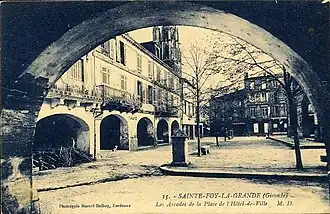Arcades.
