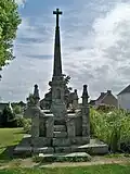Calvaire proche de l'église paroissiale.