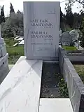 Pierre tombale au cimetière de Zincirlikuyu