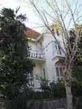 L'écrivain vivait ici avec sa mère et c'est maintenant un musée à Burgazada