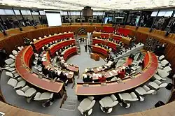 Description de cette image, également commentée ci-après